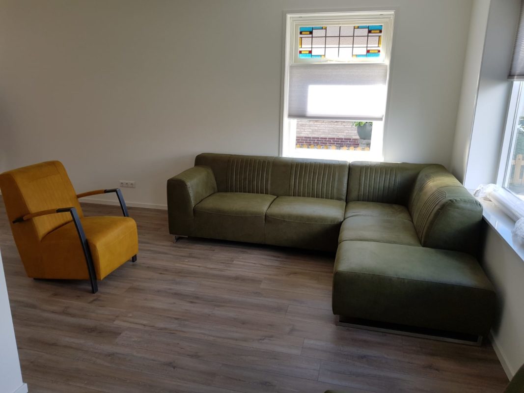 Hoekbank Grace R.V (relax groen ) Gauteuil Vara (relax geel)
