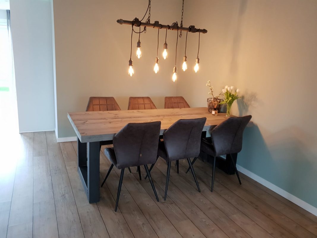 Eetkamerstoel Duffy antraciet & Hanglamp 7L industrial tube wikkel